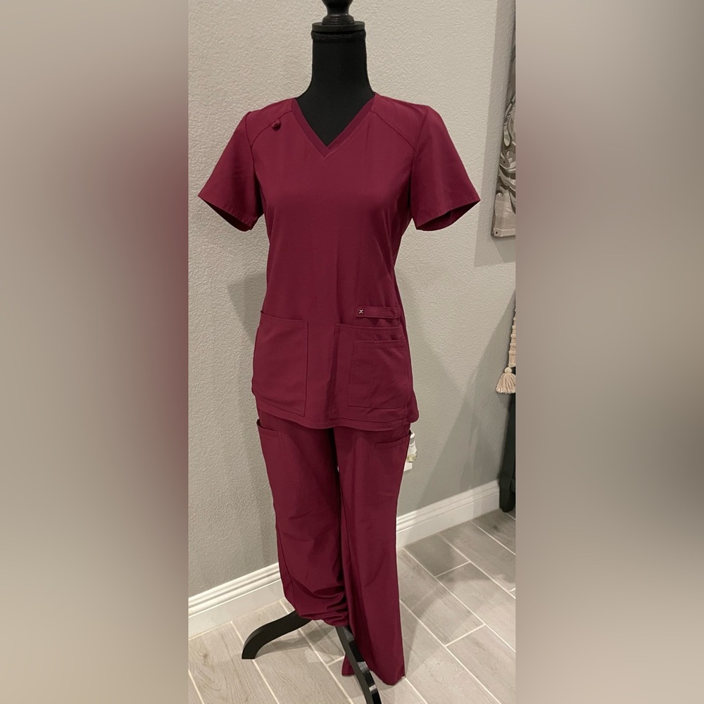 Cherokee Infinity Scrubs